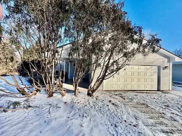 11201 Kentucky Ave N, Champlin, MN 55316