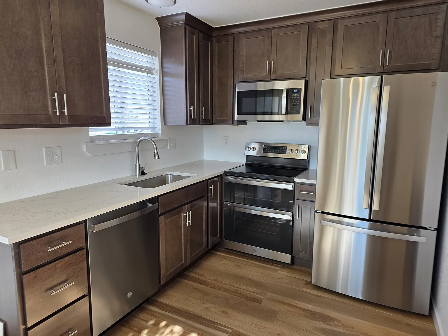 4725 N Josephine St — Photo 1