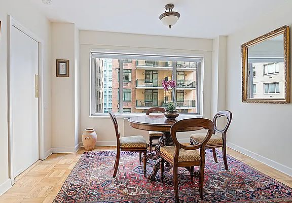 3rd image of 200 E 57th St APT 6H
