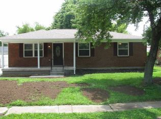 3715 Oboe Dr, Louisville, KY 40216