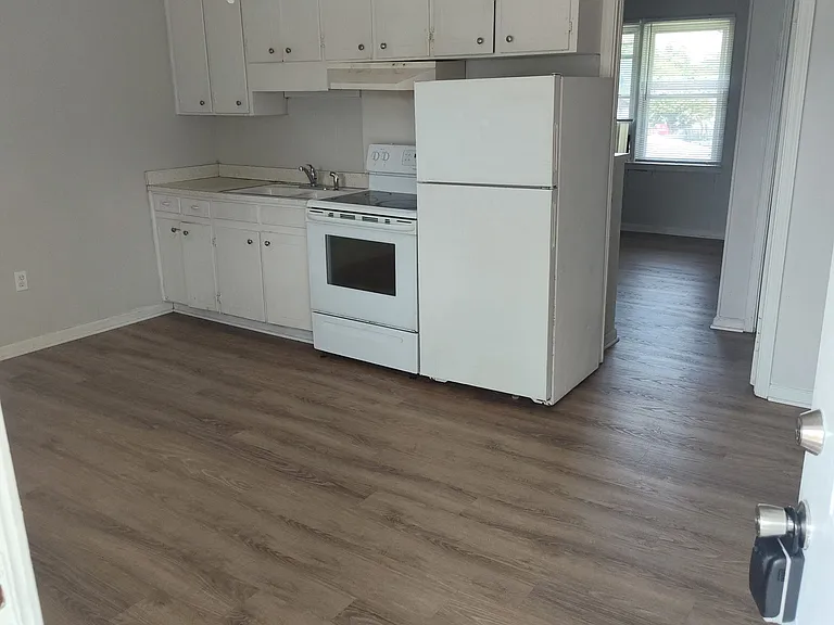505 N Broad St #3 — Photo 7