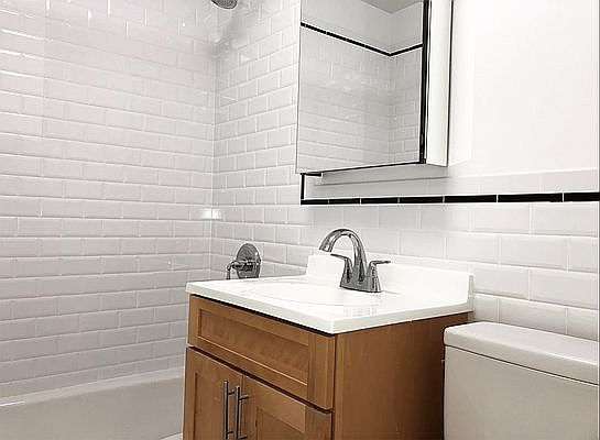 4th image of 330 E 54th St APT 4D