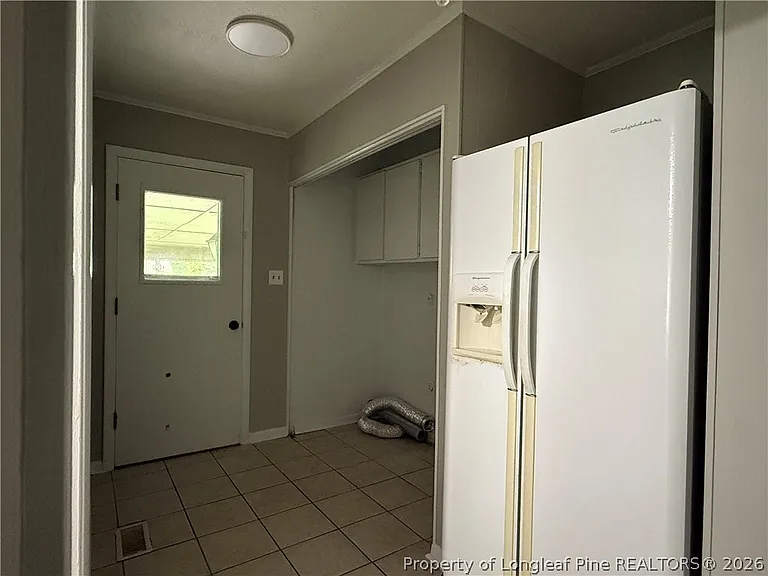 1057 Andrews Rd — Photo 14
