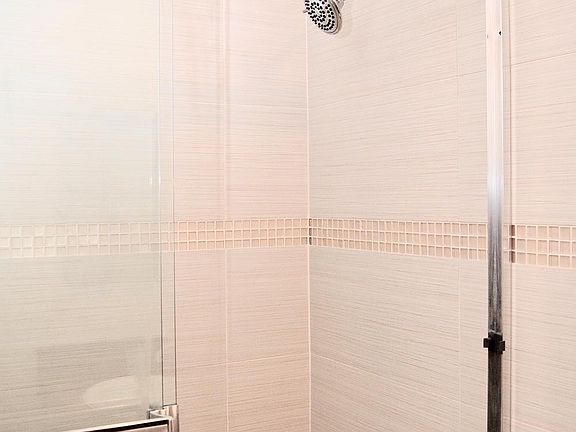 4th image of 11911 Dorothy St APT 205