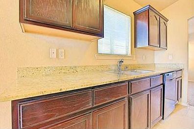 4th image of 14187 Greg Dr