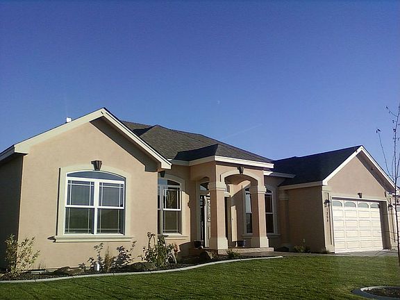 3rd image of 1864 Sunshine Ave