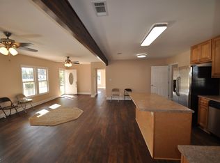 415 W Sycamore Rd, Picayune, MS 39466