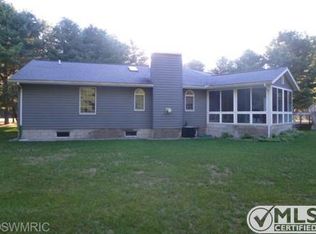 1959 Deerwood Dr, Twin Lake, MI 49457