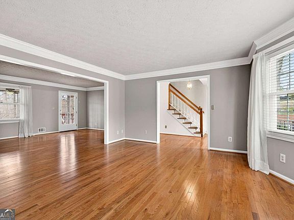 4th image of 1663 Huntingford Dr