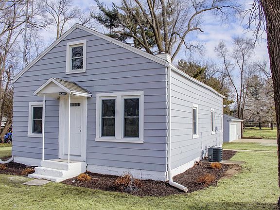 2nd image of N1092 Clover ROAD