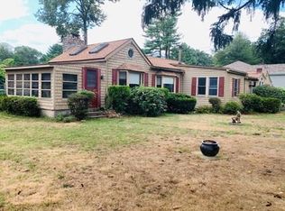 15 Cox St, Acushnet, MA 02743