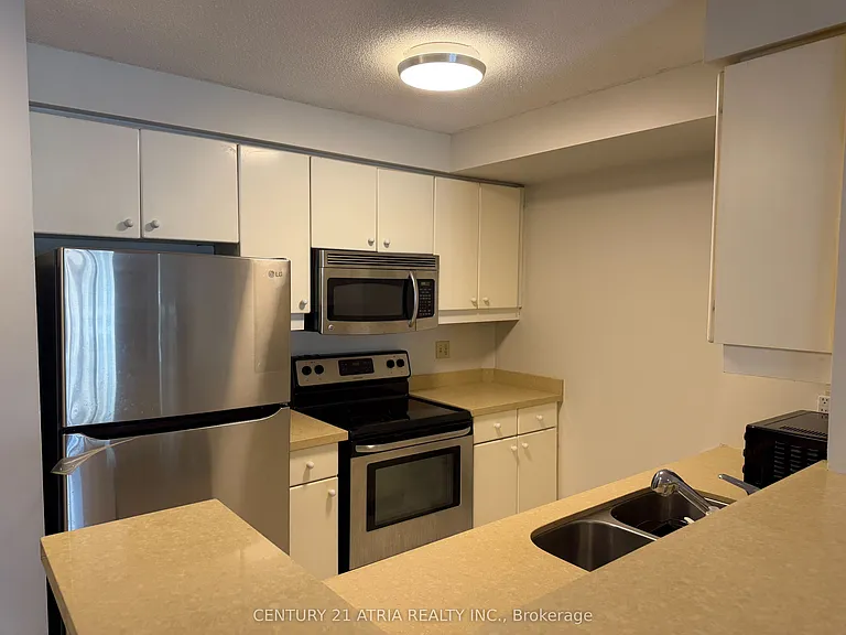 10 Queens Quay W #1707 — Photo 3