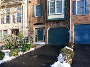 1055 Lindsay Ln, Hagerstown, MD 21742