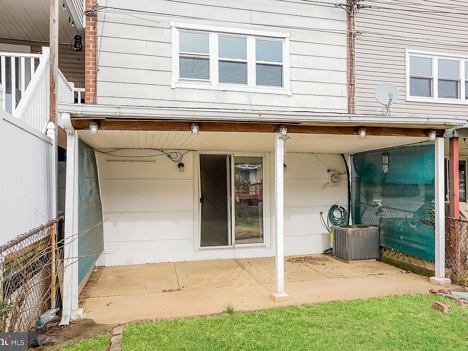 3529 Sussex Ln, Philadelphia, PA 19114 | Zillow