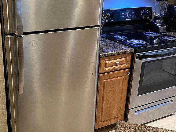 3rd image of 12980 Positano Cir APT 203