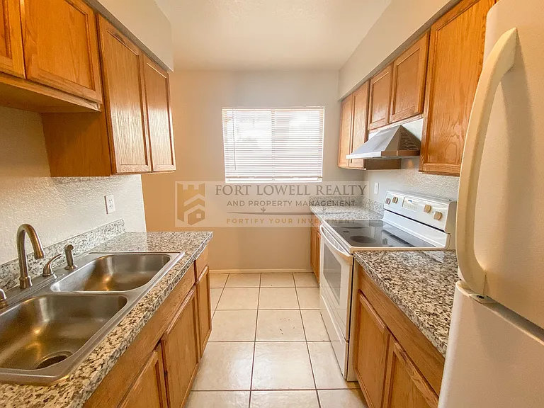 260 W 8th Ave #123 — Photo 7