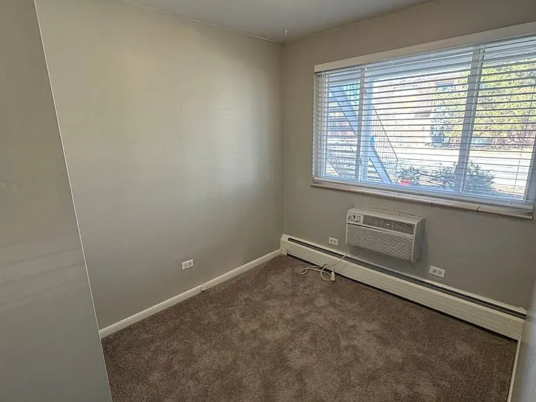 762 W Prentice Ave #2 — Photo 6