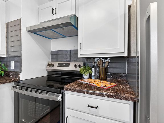 5th image of 1777 E North Broadway St