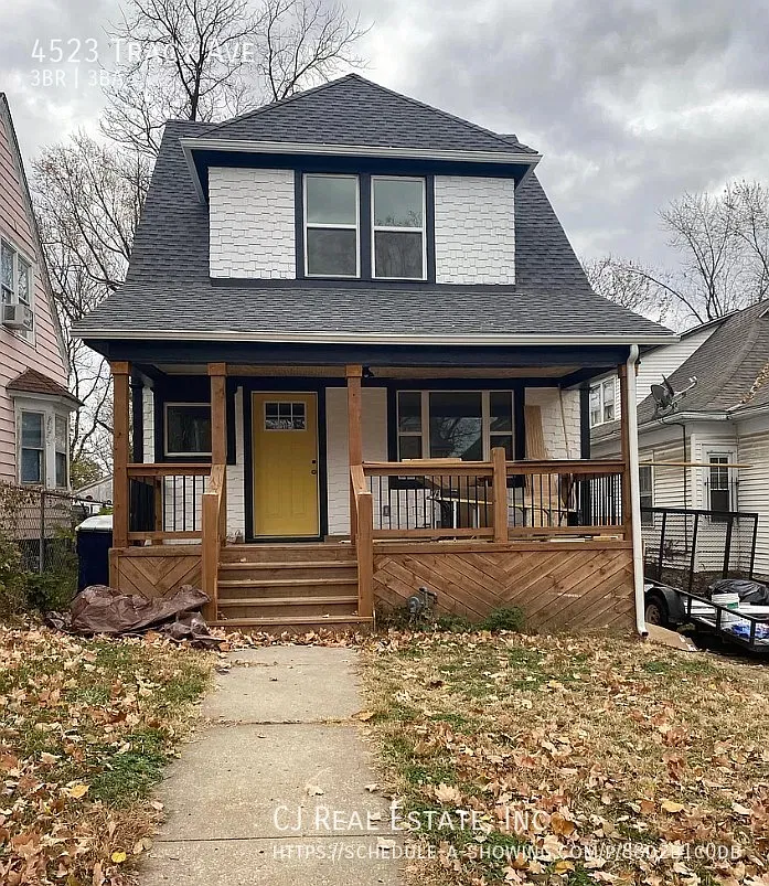 3 bed, 2.5 bath, $1,549 — Photo 1