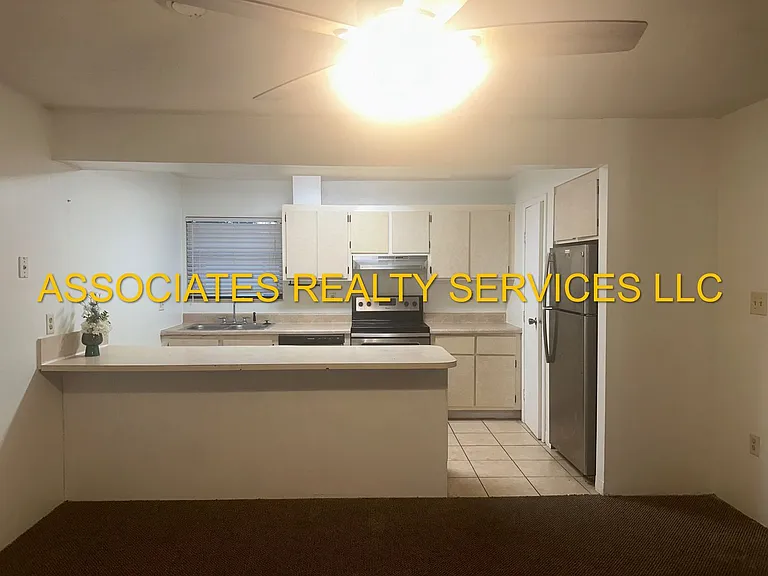 2811 SW Archer Rd #Y226 — Photo 2