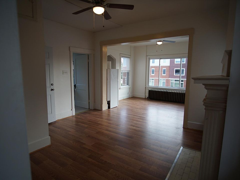 Large Living and dinning Area