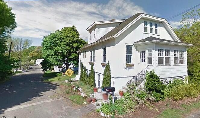 1st image of 31 Hillcrest Ave #1