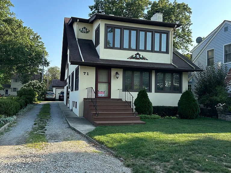 71 N Point Dr #3 — Photo 3