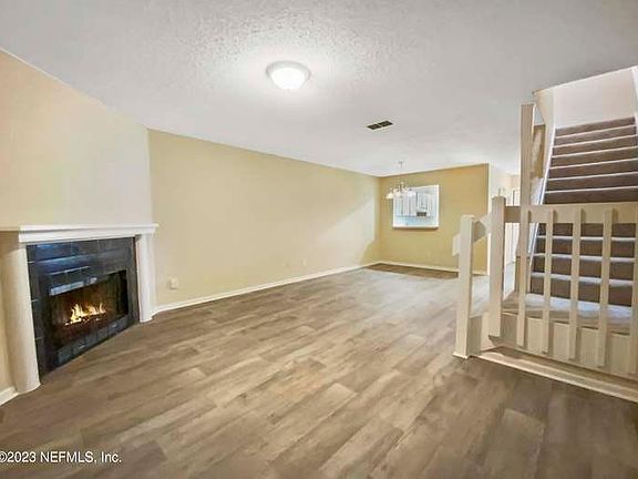 3rd image of 8300 Plaza Gate Ln APT 1142