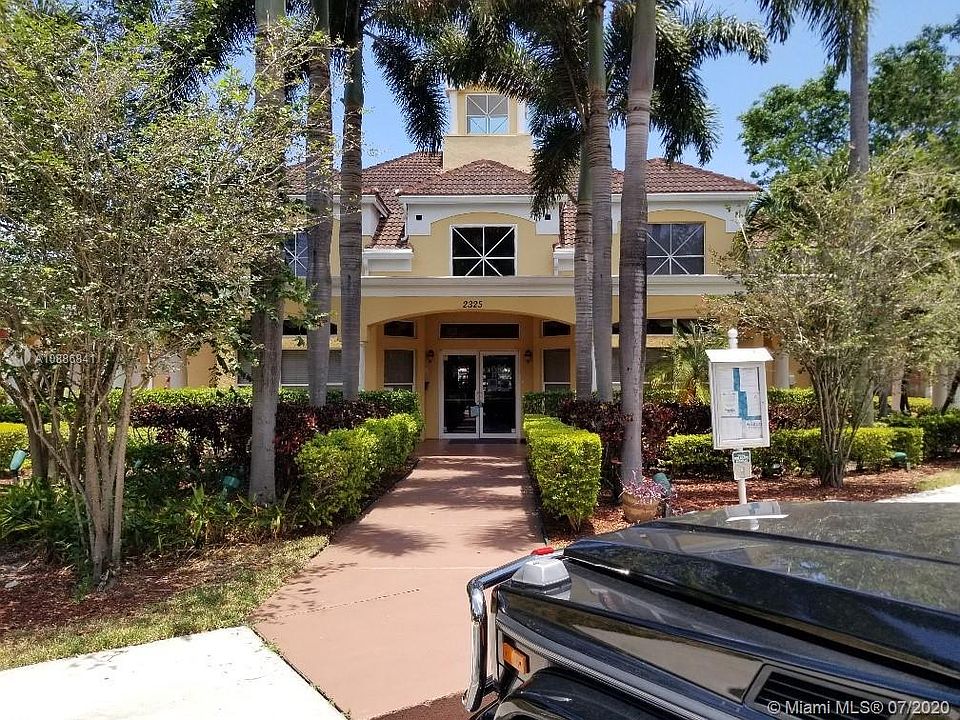 1st image of 2622 NW 33rd St APT 2011