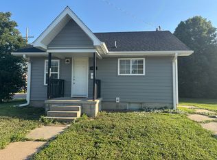 1419 W 22nd St, Kearney, NE 68845