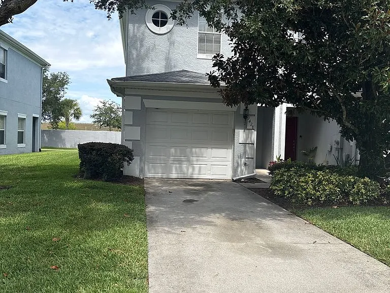 9428 Flowering Cottonwood Rd #660 — Photo 2