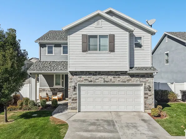 1555 W Parkview Dr, Syracuse, UT 84075