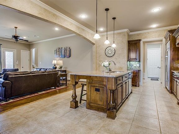2nd image of 1825 San Leanna Dr