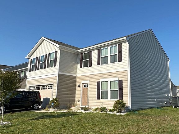 2nd image of 38364 Elizabeth Ln