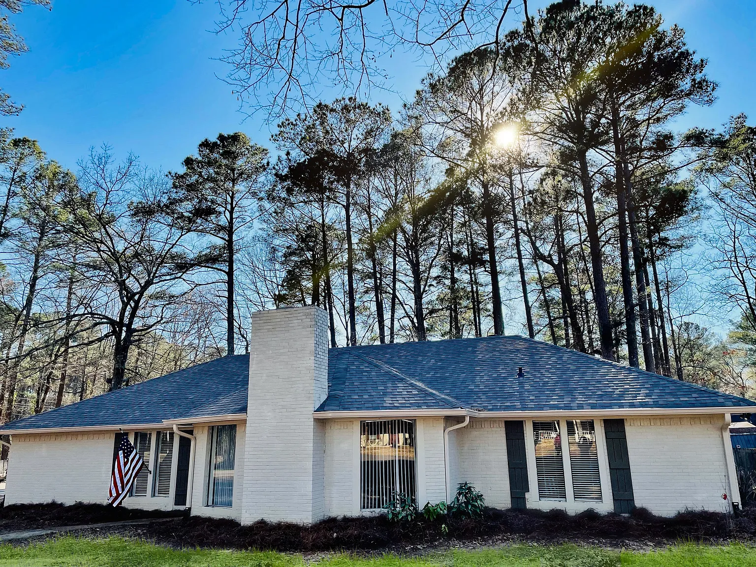 3 bed, 2198 sqft, $6,500 — Photo 1