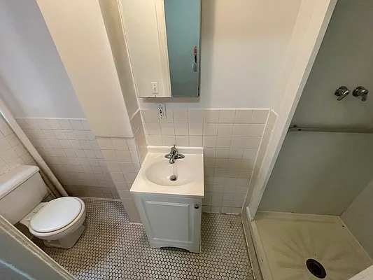 Rented by Best Apartments North Inc | media 30