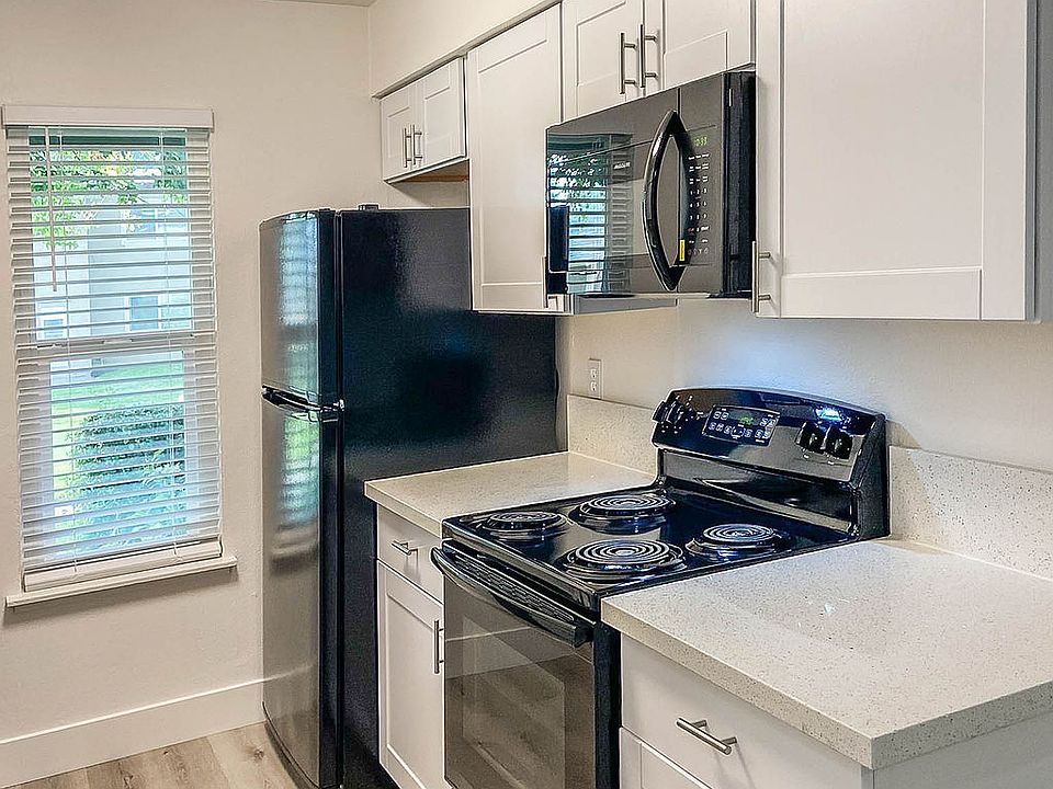 1x1- Kitchen