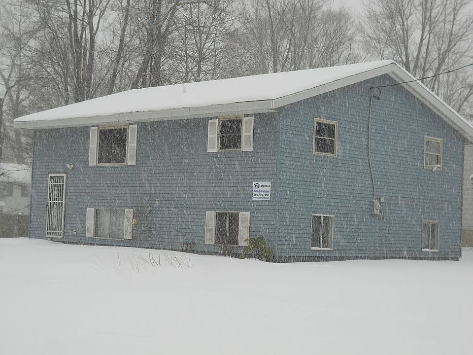 1st image of 886 Lafayette Dr
