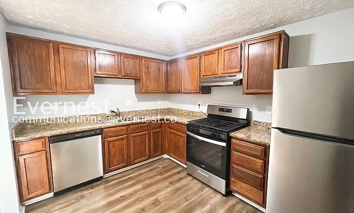 2078 Kimber Trl — Photo 8