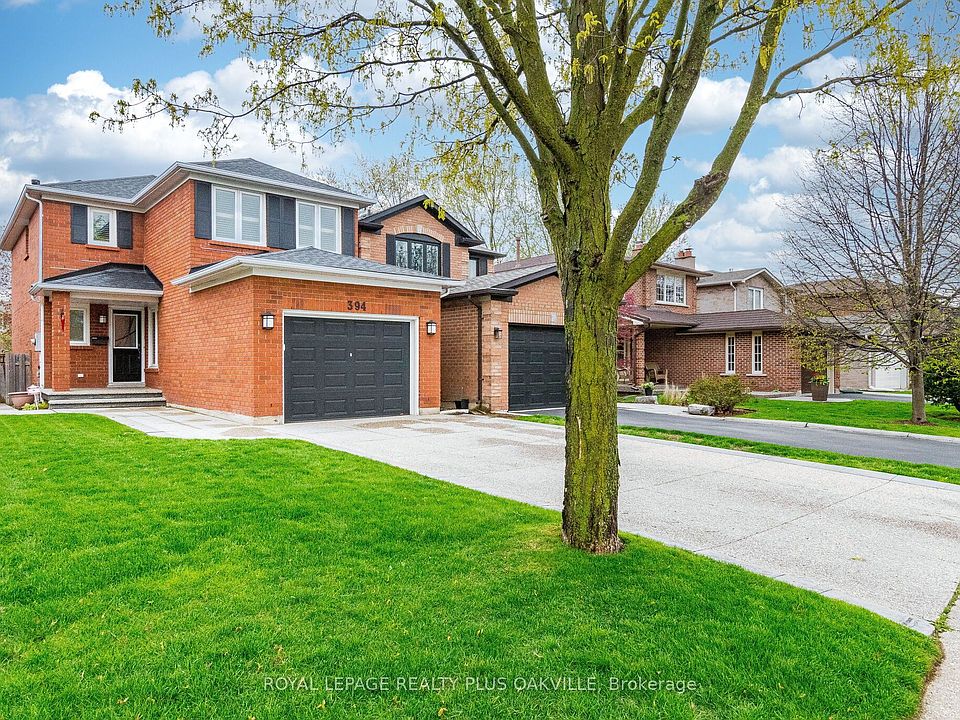 1st image of 394 Maidstone Cres