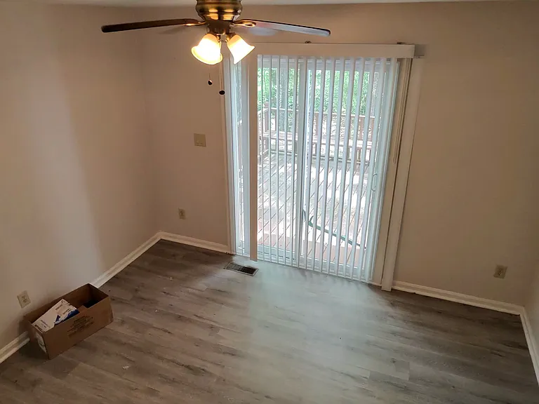 710 Carolina Ave — Photo 4
