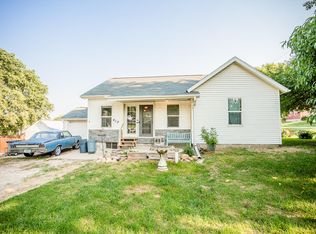 410 Maple St, Mineola, IA 51554