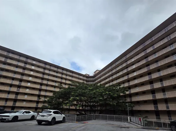 95-227 Waikalani Dr APT A1204, Mililani, HI 96789