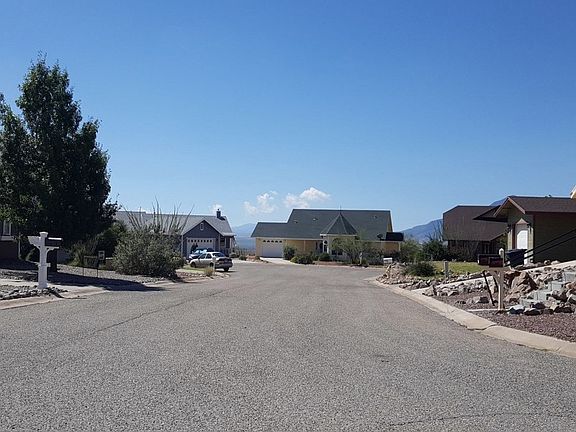 4th image of 516 Camino De Nevada