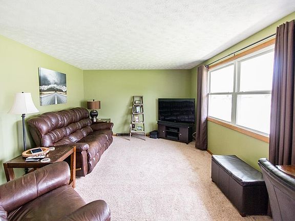 2nd image of 108 Brookvalley Dr
