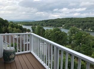 27 Candlewood Cmn, New Milford, CT 06776