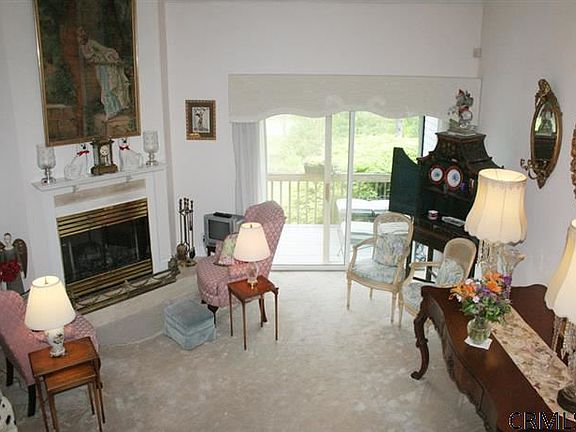 4th image of 5 S Collins Ter