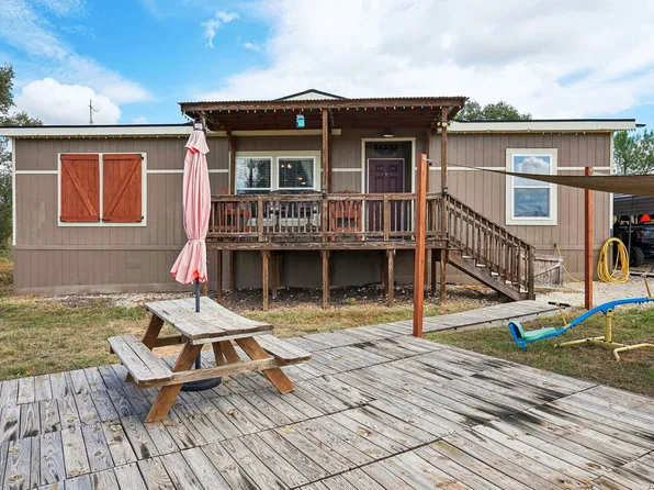 10015 FM 2200 S, Yancey, TX 78886