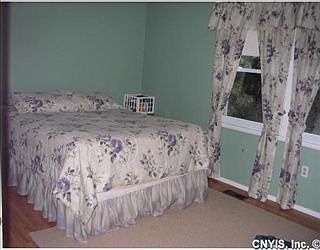 5th image of 2293 Mercer St