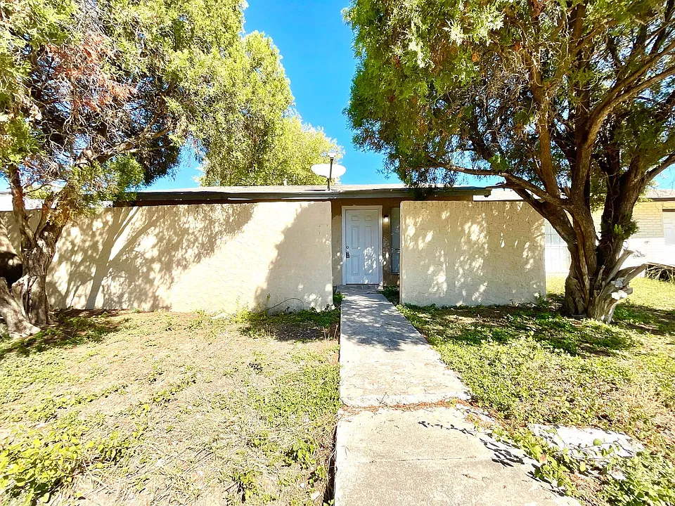 7237 Glen Bay